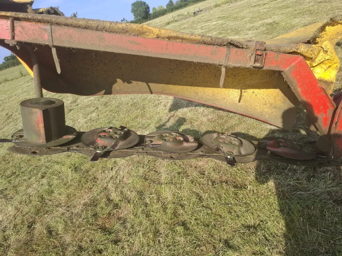 Maragon and Malone 7 foot disc mower - Image 4
