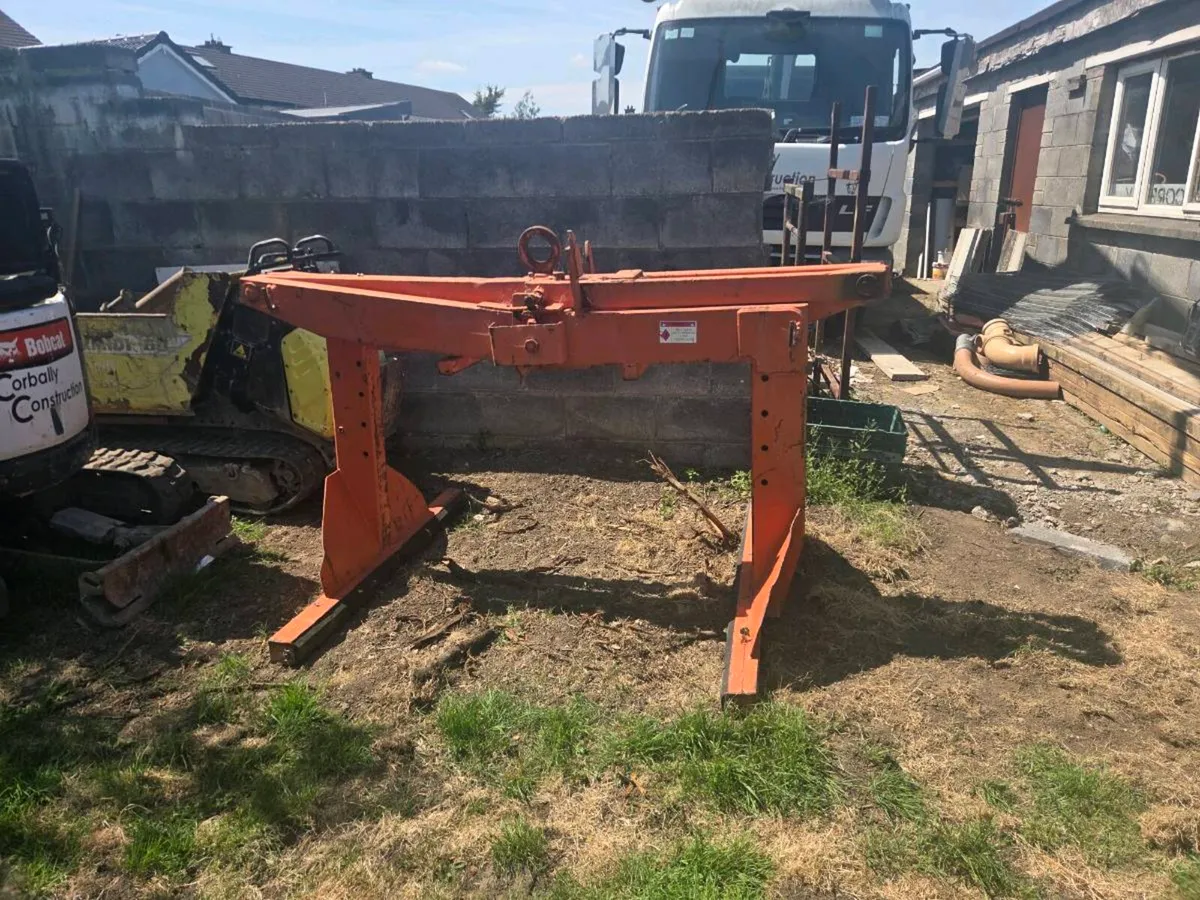 Block grab - Image 1