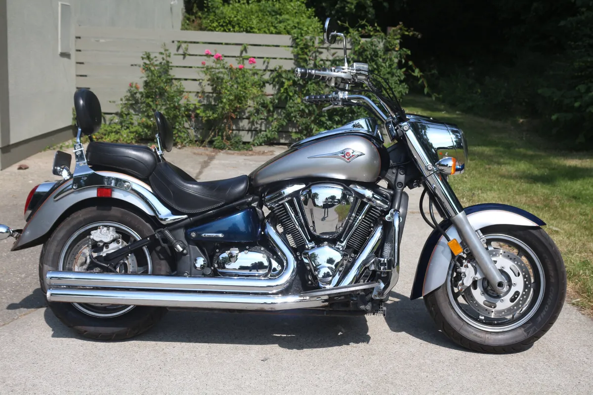 2006 Kawasaki Vulcan 2000 - Image 2