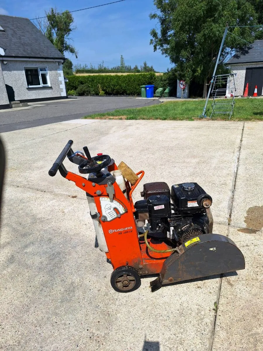 Husqvarna  road  saw