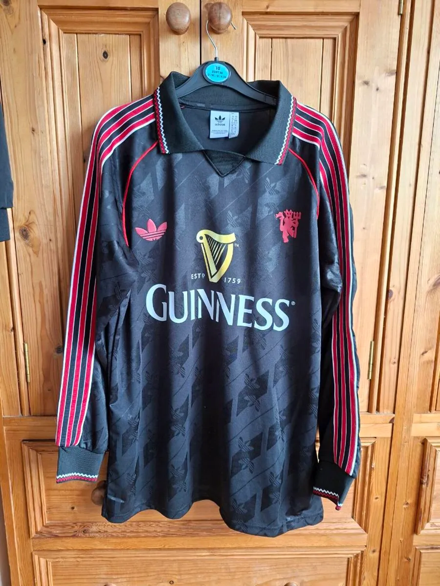 Retro Manchester United jersey - Image 2