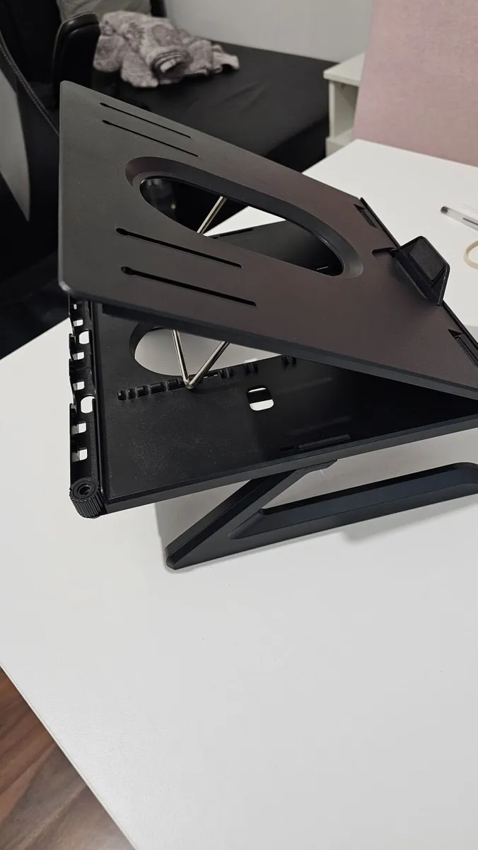 Portable Stand for Laptop and Tablet - Image 4