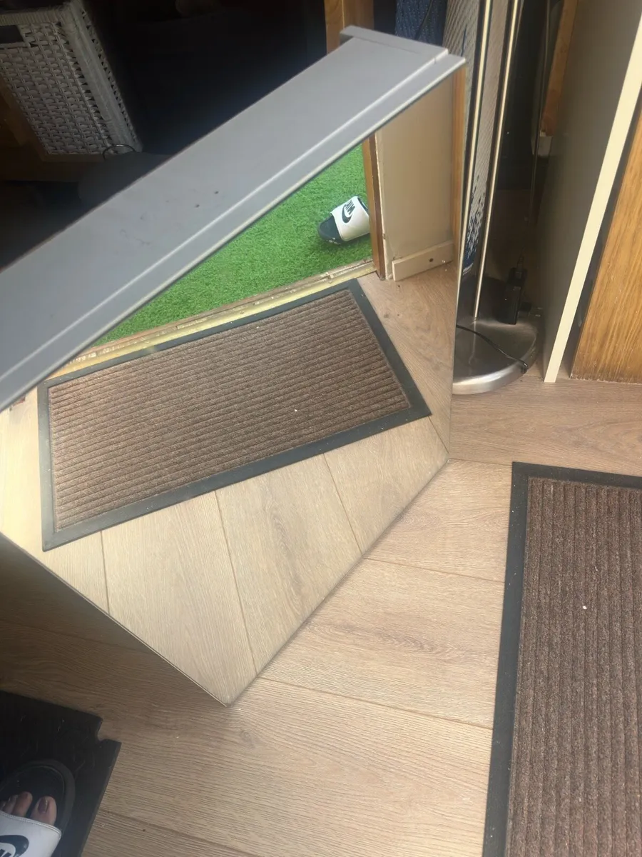 Bathroom unit