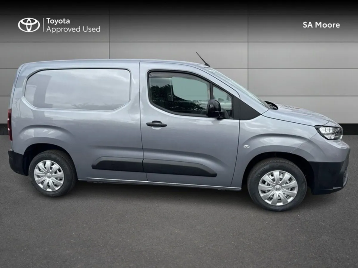 Toyota Proace City CITY 1.5 GX SWB 650KG - Image 3