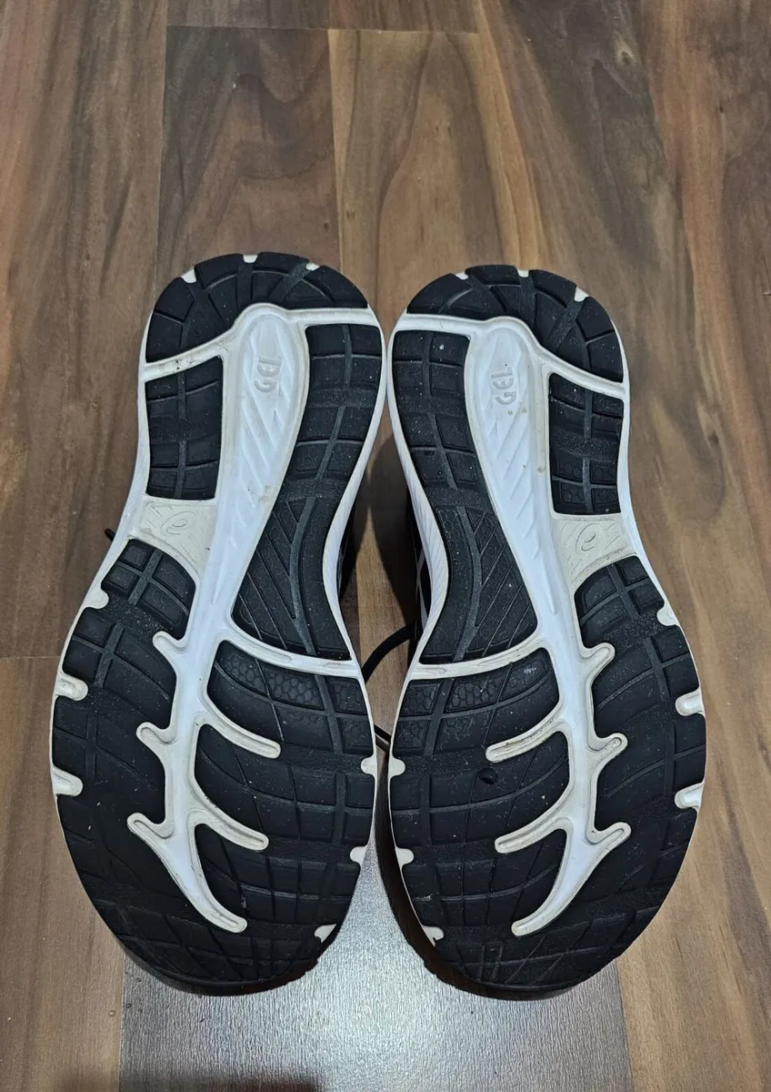 ASICS Gel Contend 8 Womens Running Shoes Road - Image 2