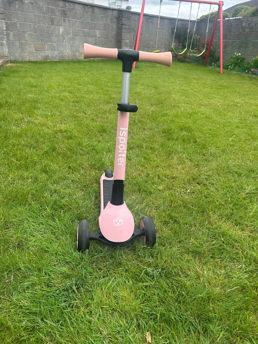 Kids Isporter 3 Wheeled scooter Foldable - Image 3