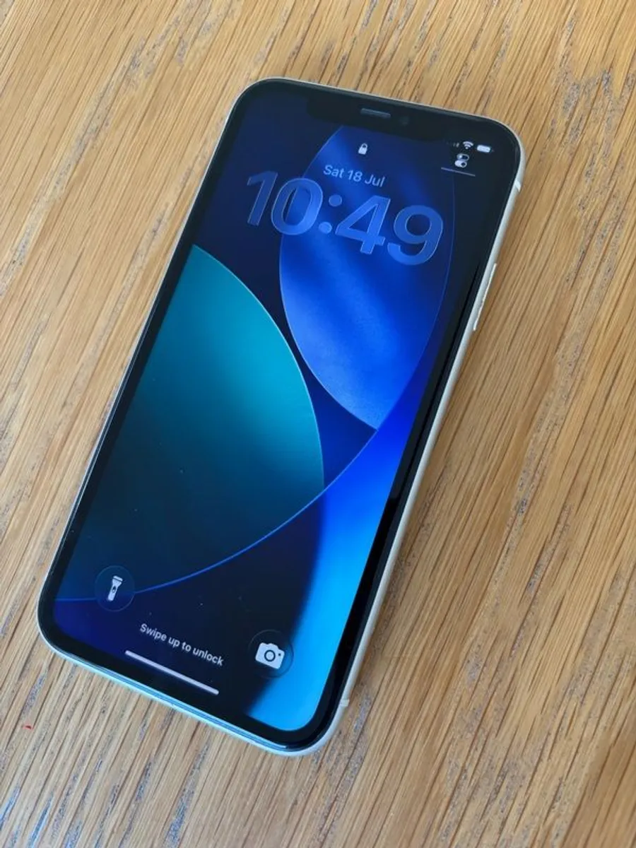 iphone 11 64GB white unlocked - Image 4