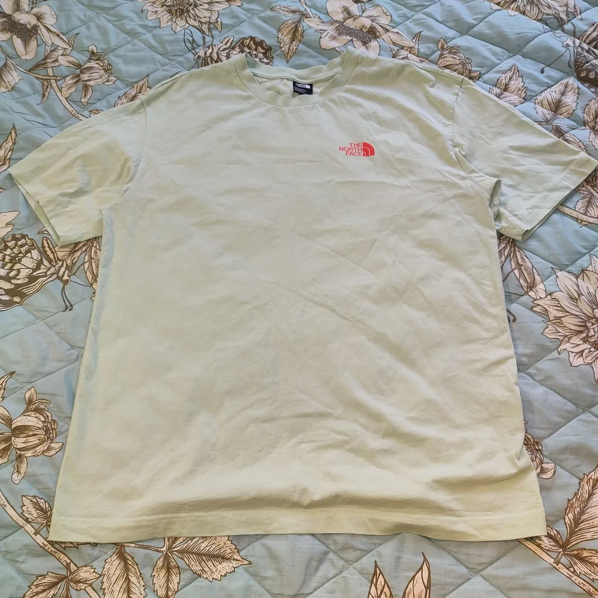 The North Face T-shirt. - Image 4