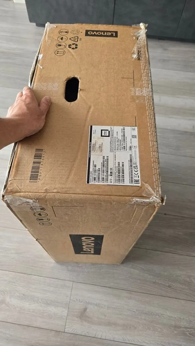 NEW SERVER Lenovo ThinkSystem ST250 V3 Xeon E-2436 32GB VAT Invoice - Image 2