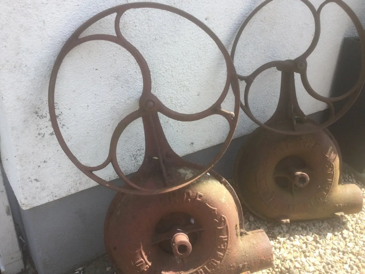 Two old  blowers - Image 2