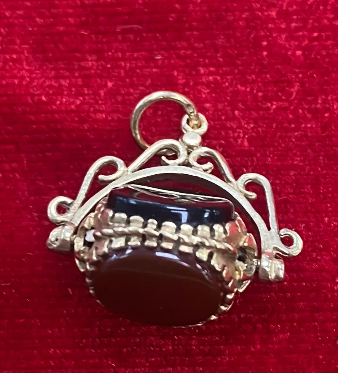 Vintage gold fob set with multiple stones - Image 1