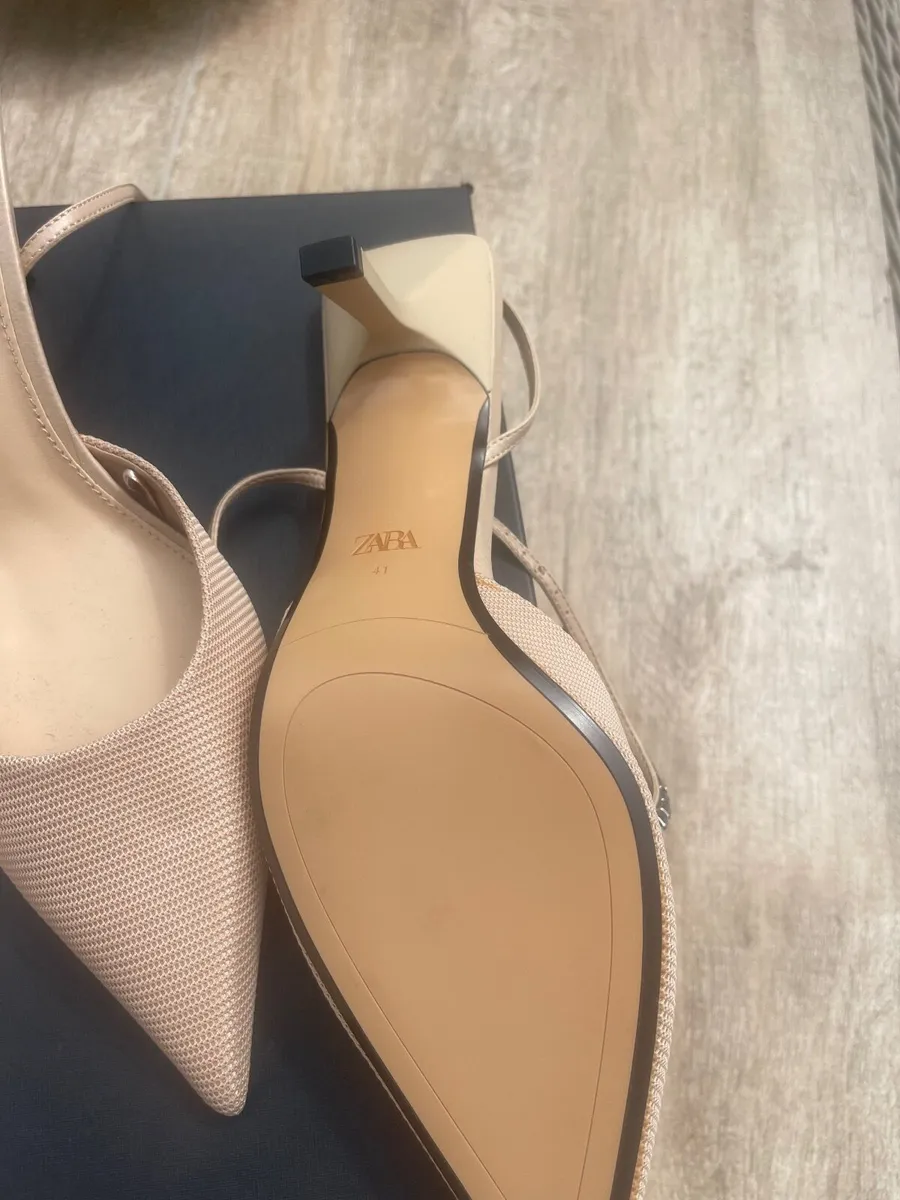Shoes - Image 4