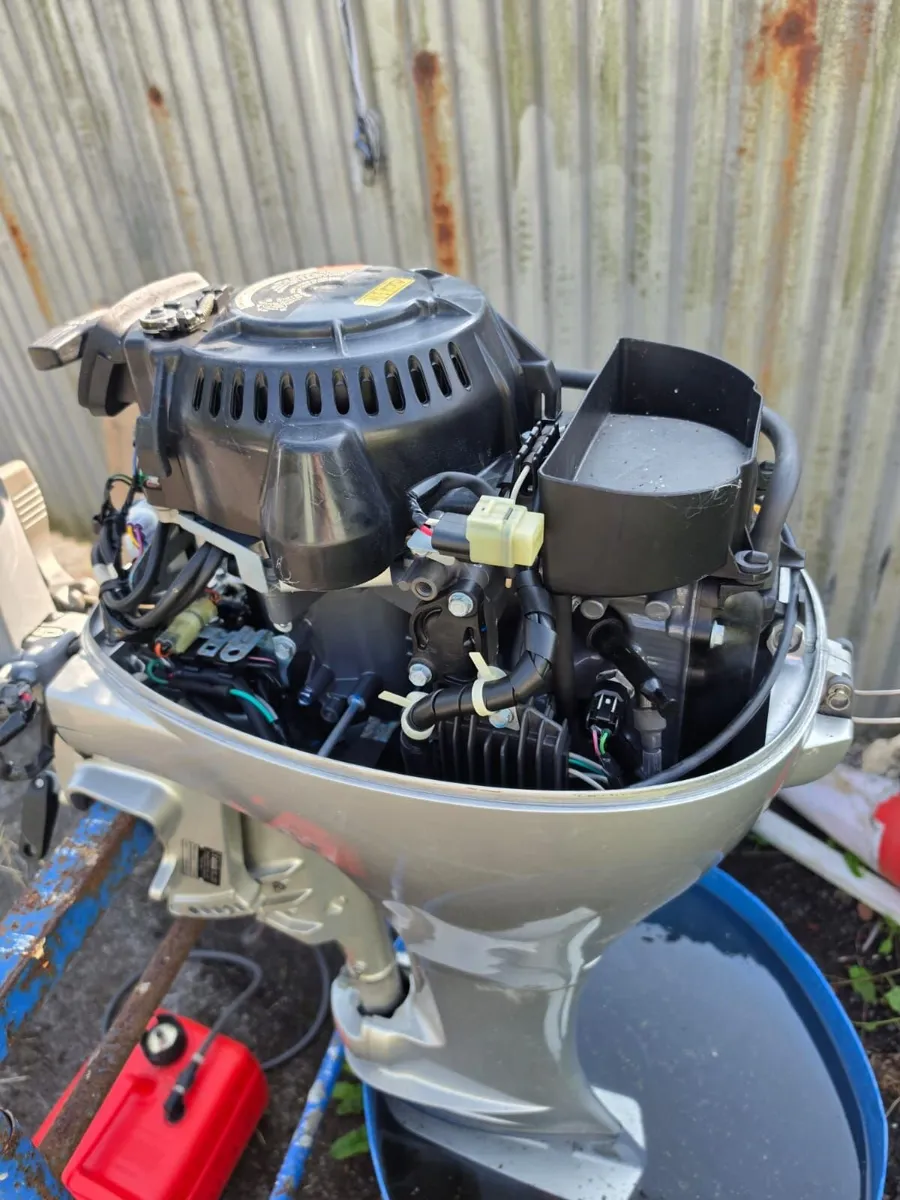 Honda Boat Engine - Image 1