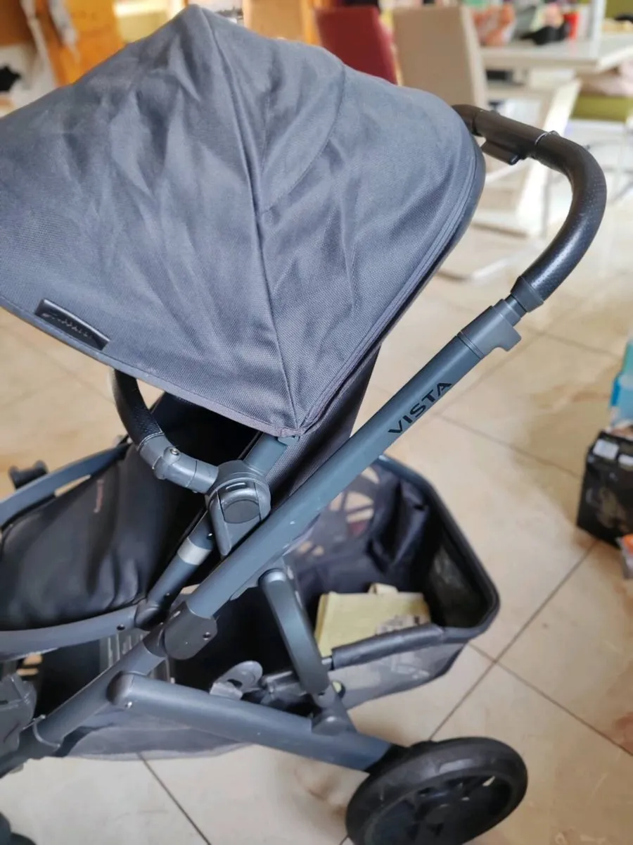 Uppababy Vista V2 - Image 1