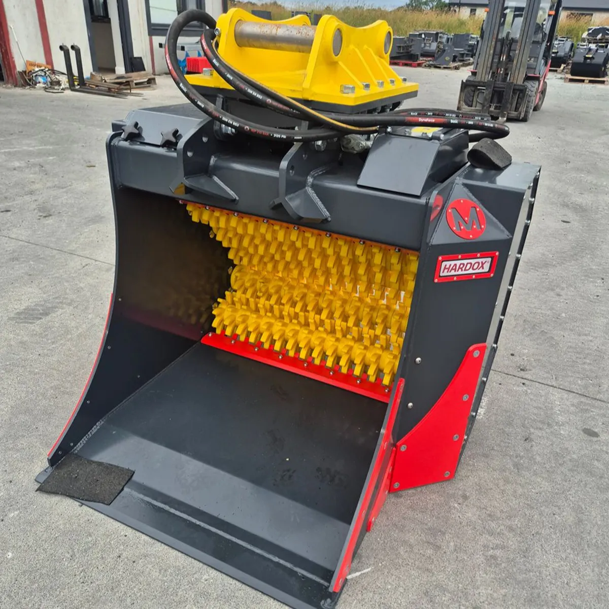 13t Star Screening Bucket - Image 1