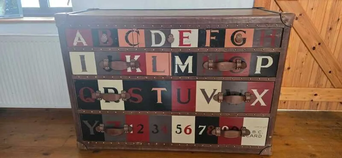 Chest of drawers - Image 4