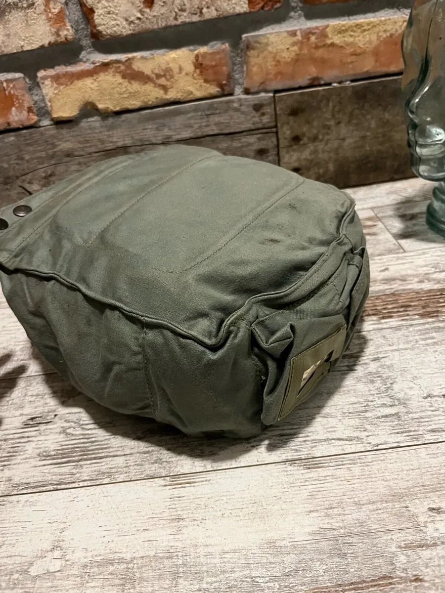 Vintage gas mask - Image 4