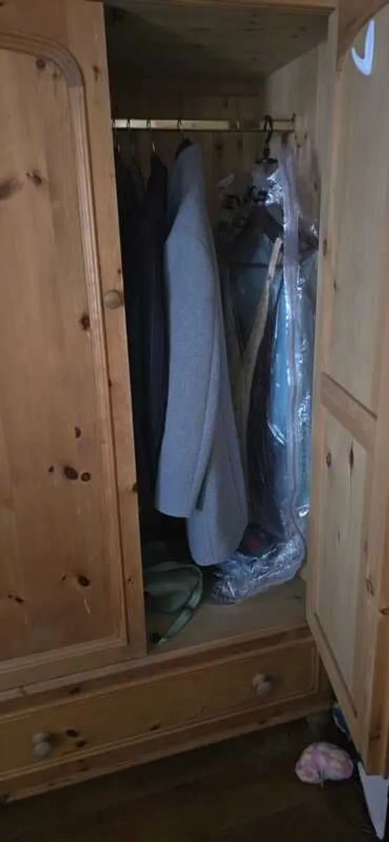 Wardrobe - Image 3