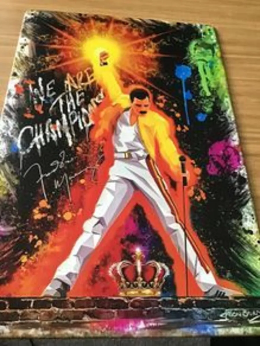 Freddie Mercury/Queen  Metal Wall Plaque