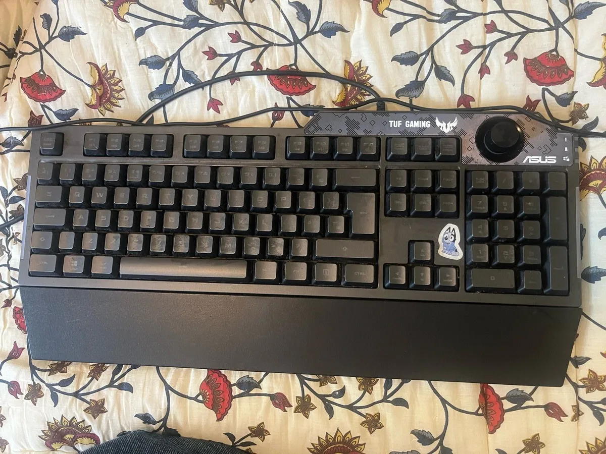 ASUS TUF Gaming Keyboard and Mouse - Image 2