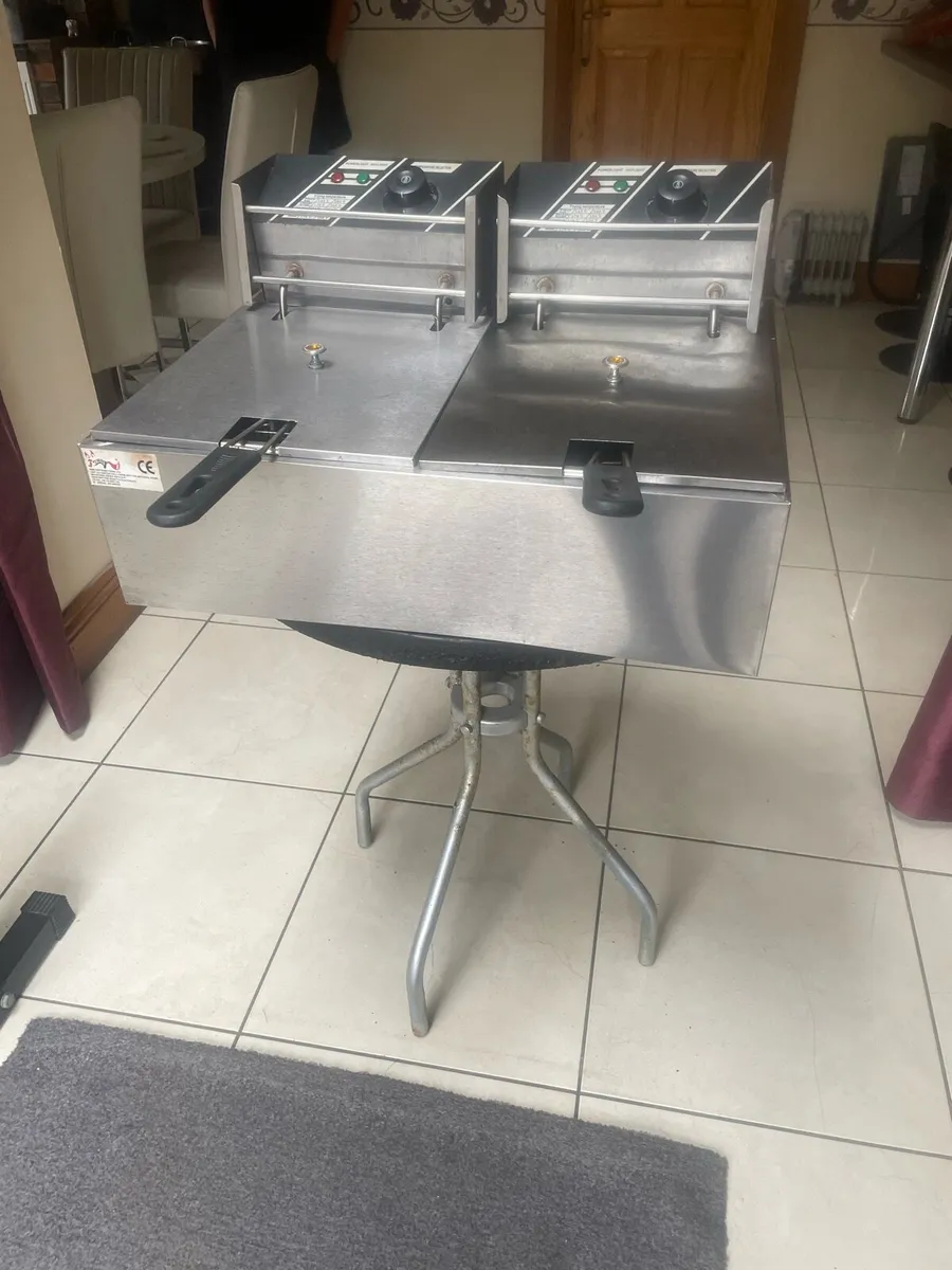 Fox hunter Blast Furnace double electric fryer - Image 1