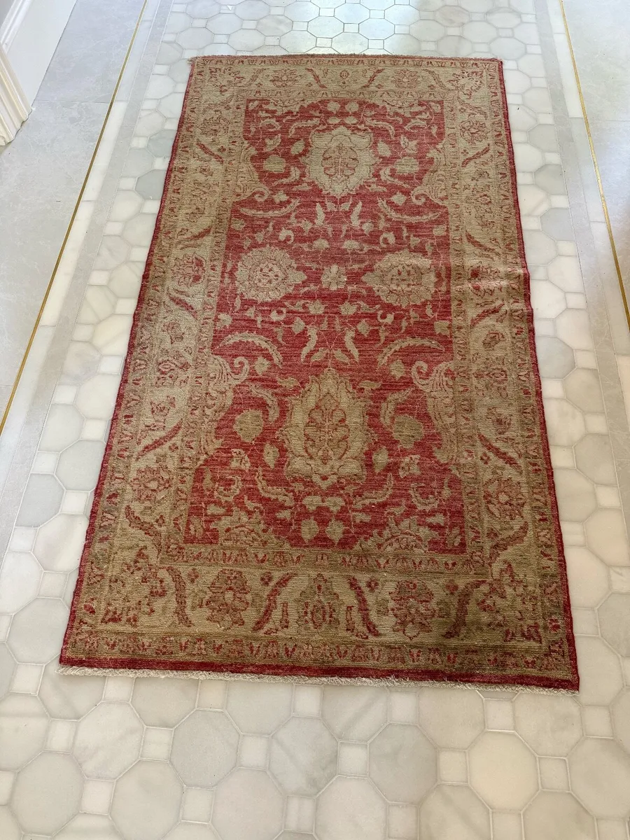 Persian Style Rug - Image 1