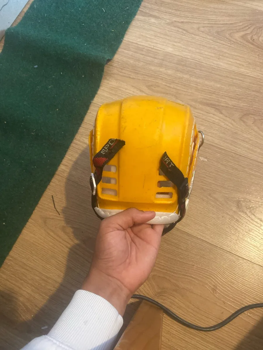 Mint yellow oldstyle cooper - Image 4