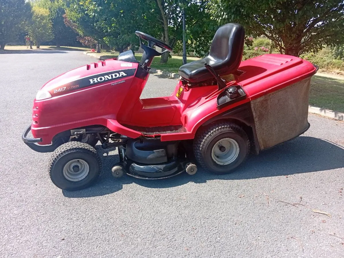 Honda Hf 2417 Ride on mower 2007 - Image 2