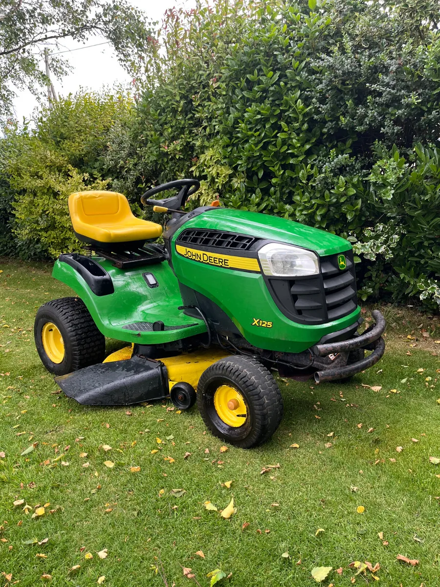John Deere X125 - Image 4