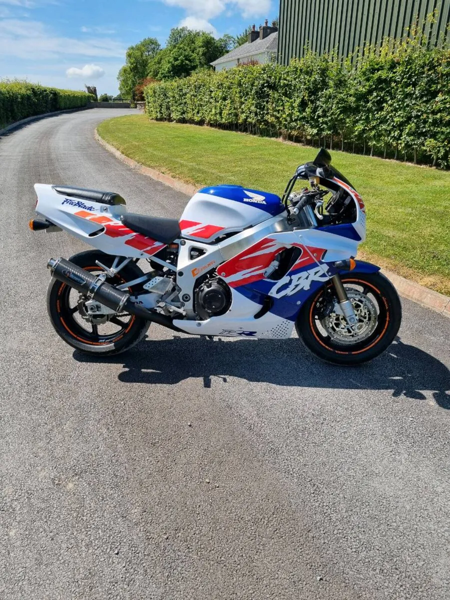 Honda fireblade - Image 2