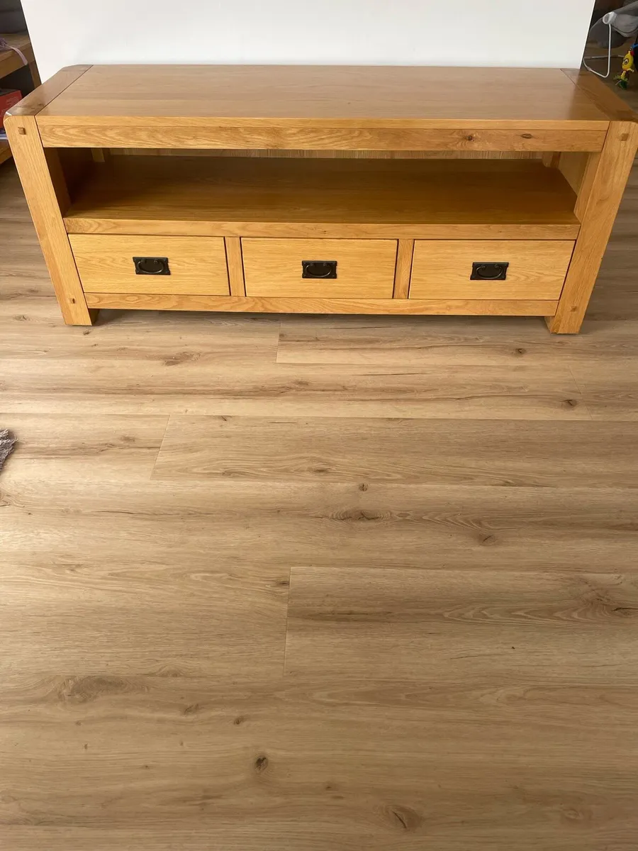 Tv unit and matching table - Image 4