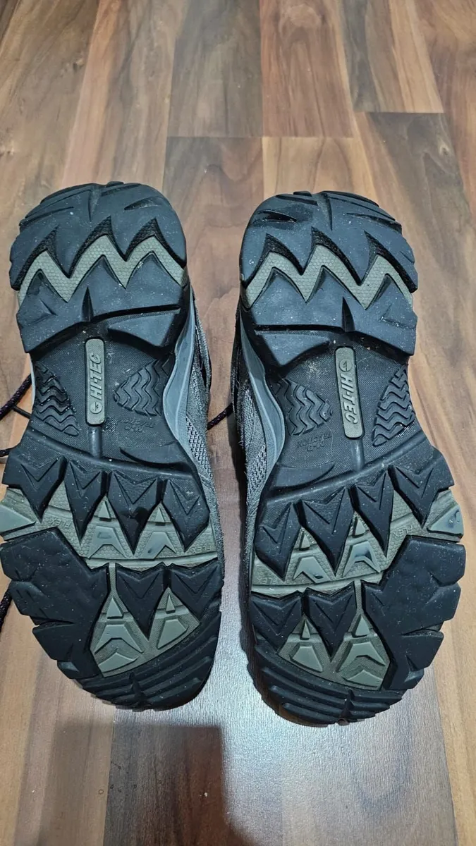 Hi-Tec Ravus Vent Womens Hiking Boots shoes - Image 3
