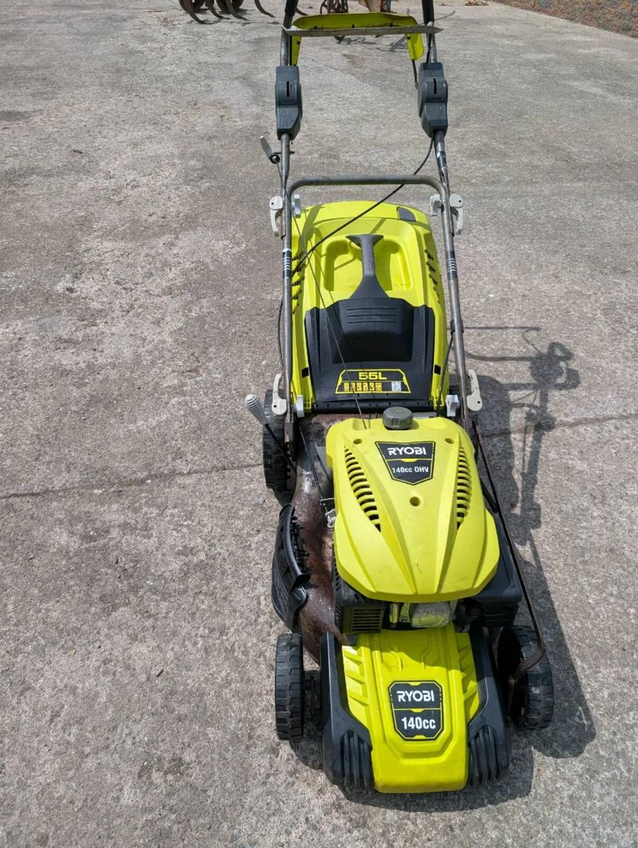 Ryobi 140cc Self-Propelled Petrol Lawnmower - Image 2