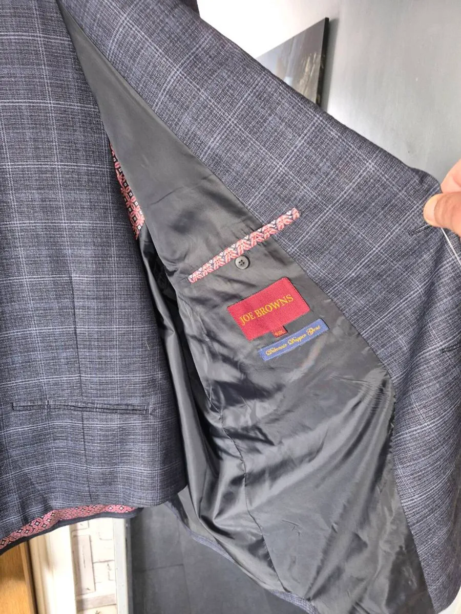 Mens 3 piece suit - Image 2