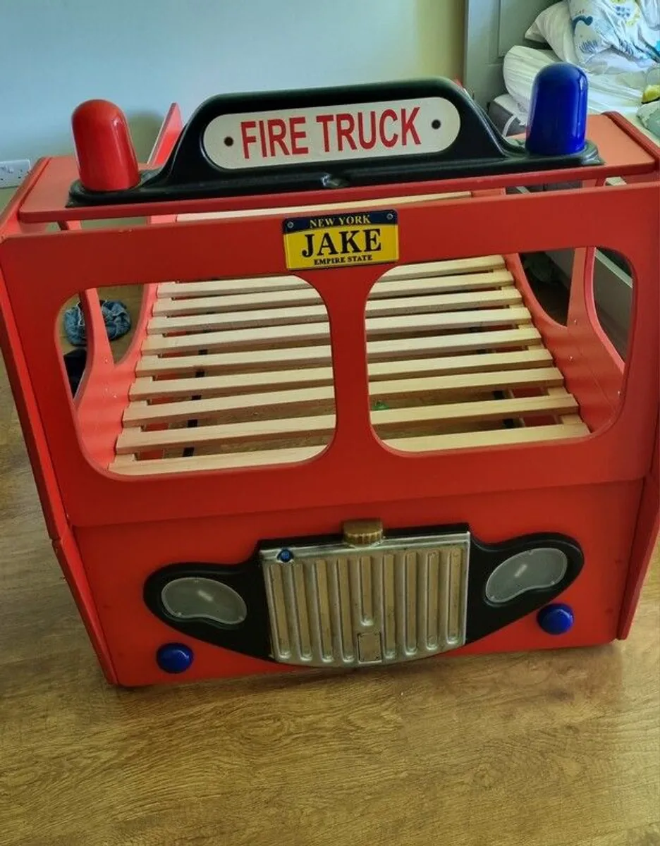 Child Fire Engine Bed - Image 2