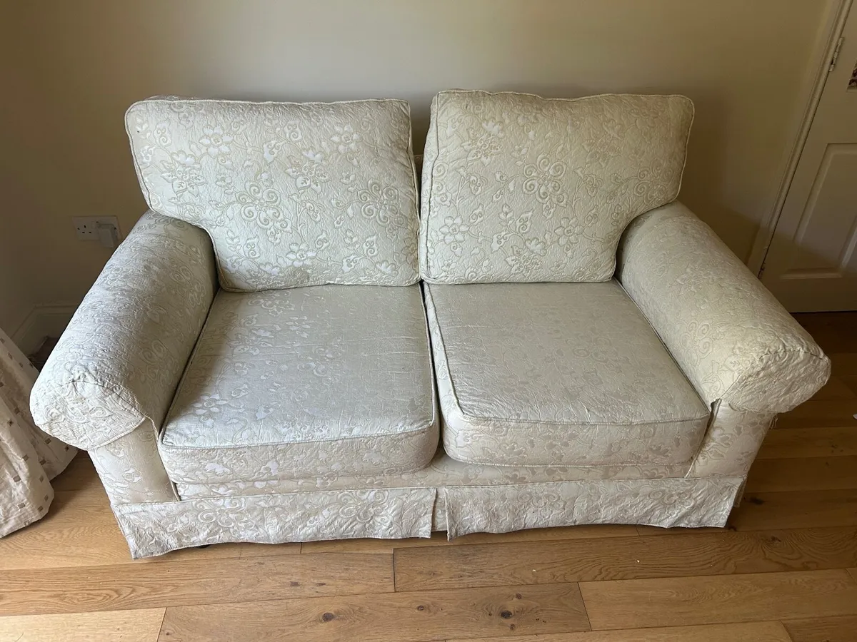 Couch - Image 1