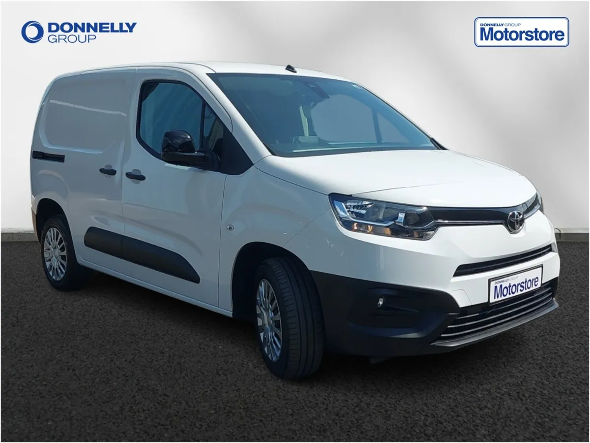 Toyota Proace City L1 Diesel Icon - Image 1