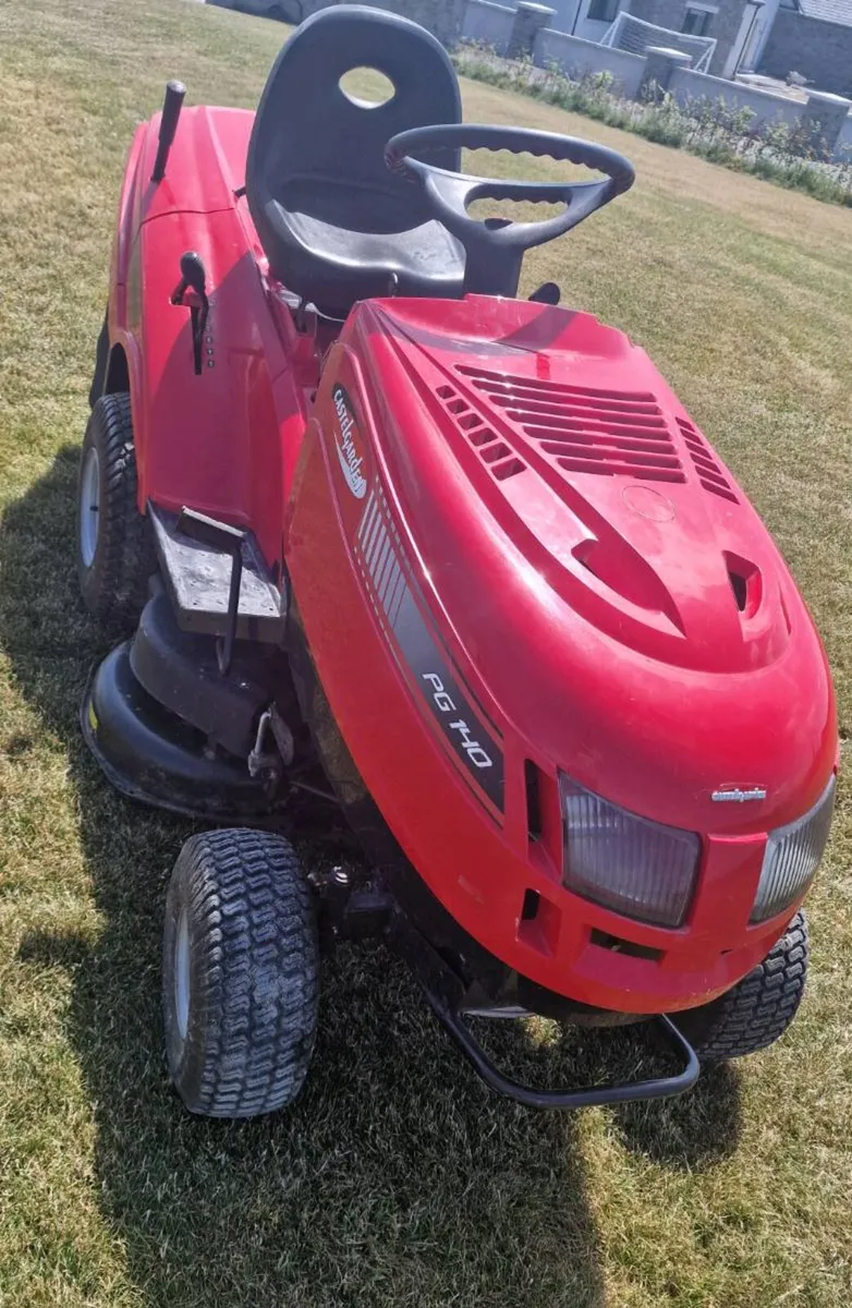 Castelgarden pg140 ride on mower - Image 3