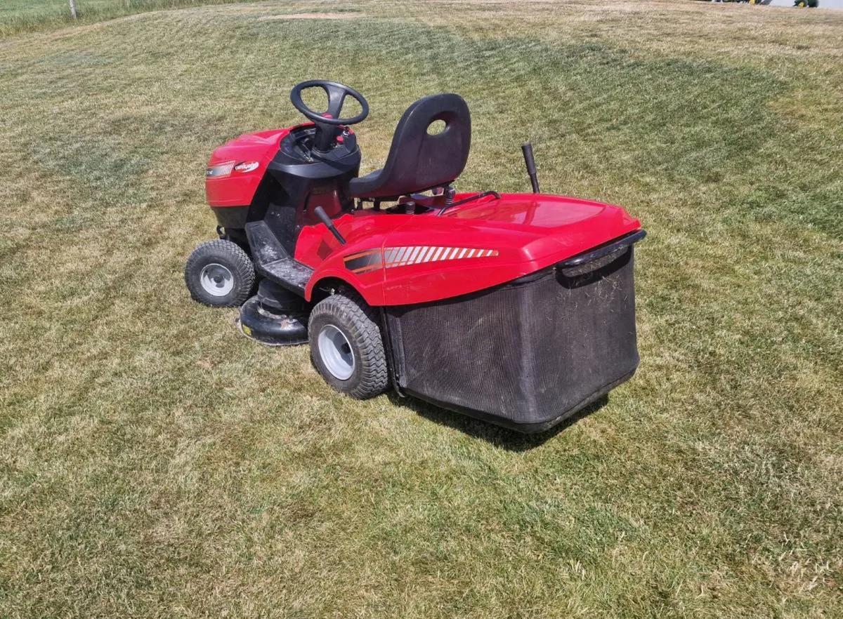 Castelgarden pg140 ride on mower - Image 4