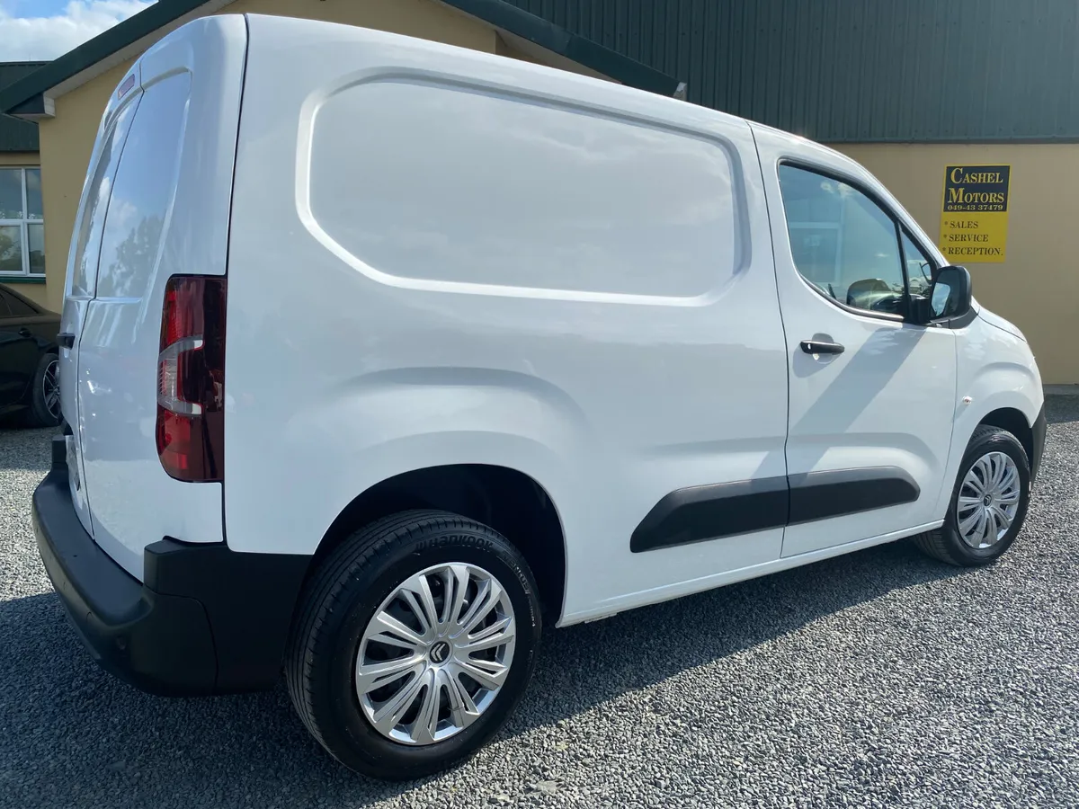 100 BHP ENTERPRISE Top Quality Van 3 SEATS - Image 4