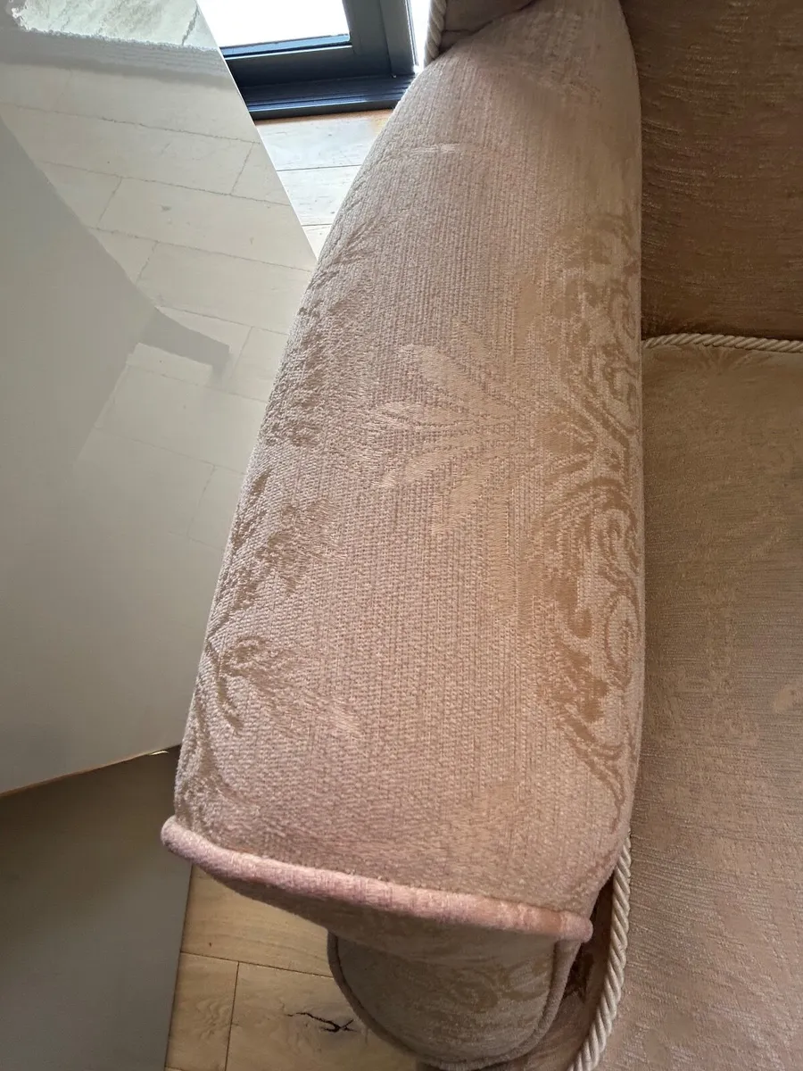Queen Anne Chair - Image 2