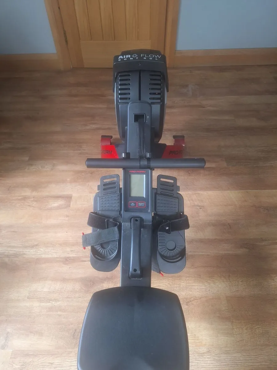 Rowing Machine - Image 3
