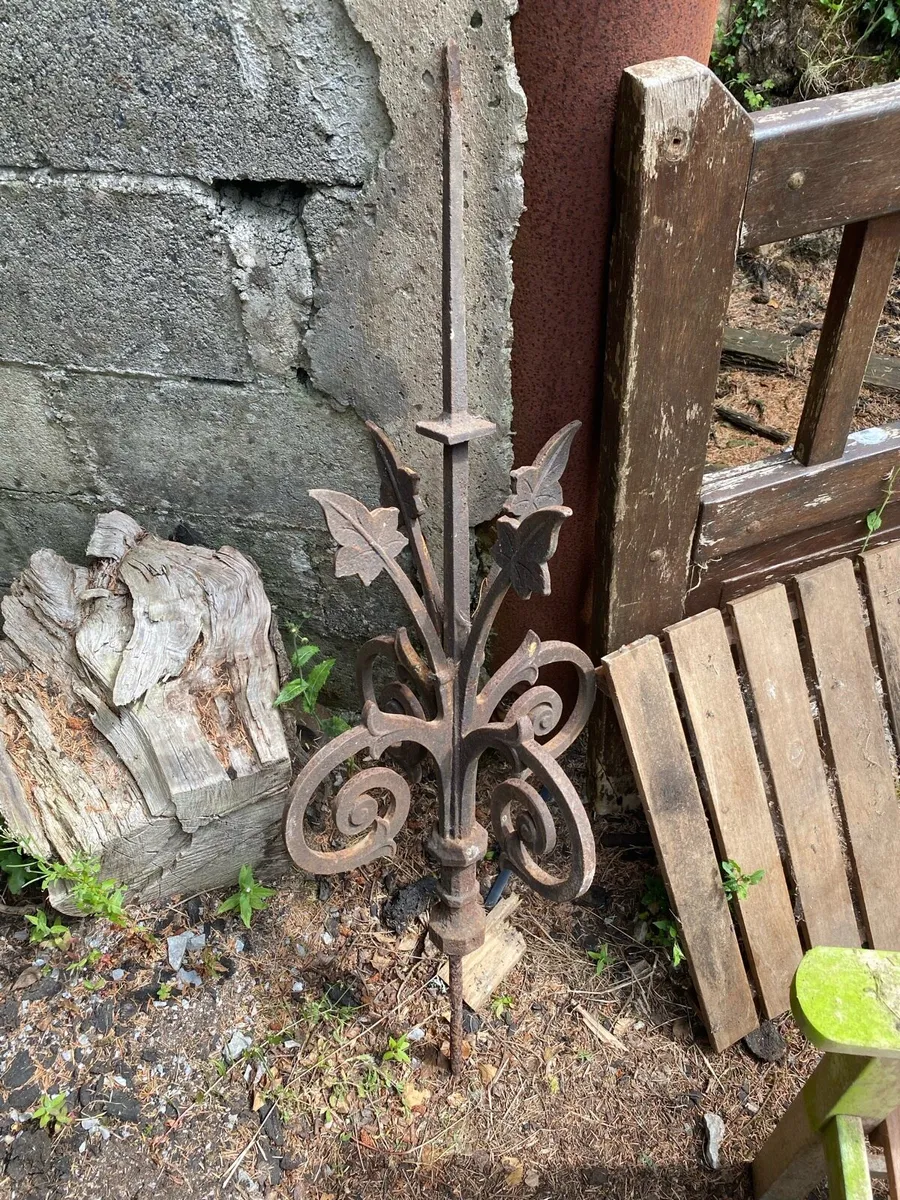 Victorian Hand Forged Wrought Architectural Fina - Image 3