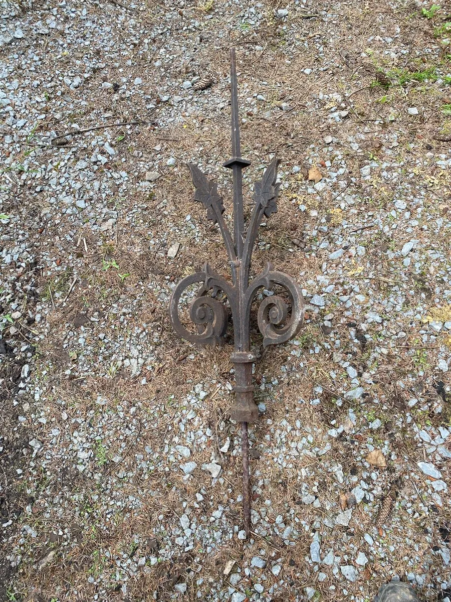 Victorian Hand Forged Wrought Architectural Fina - Image 4