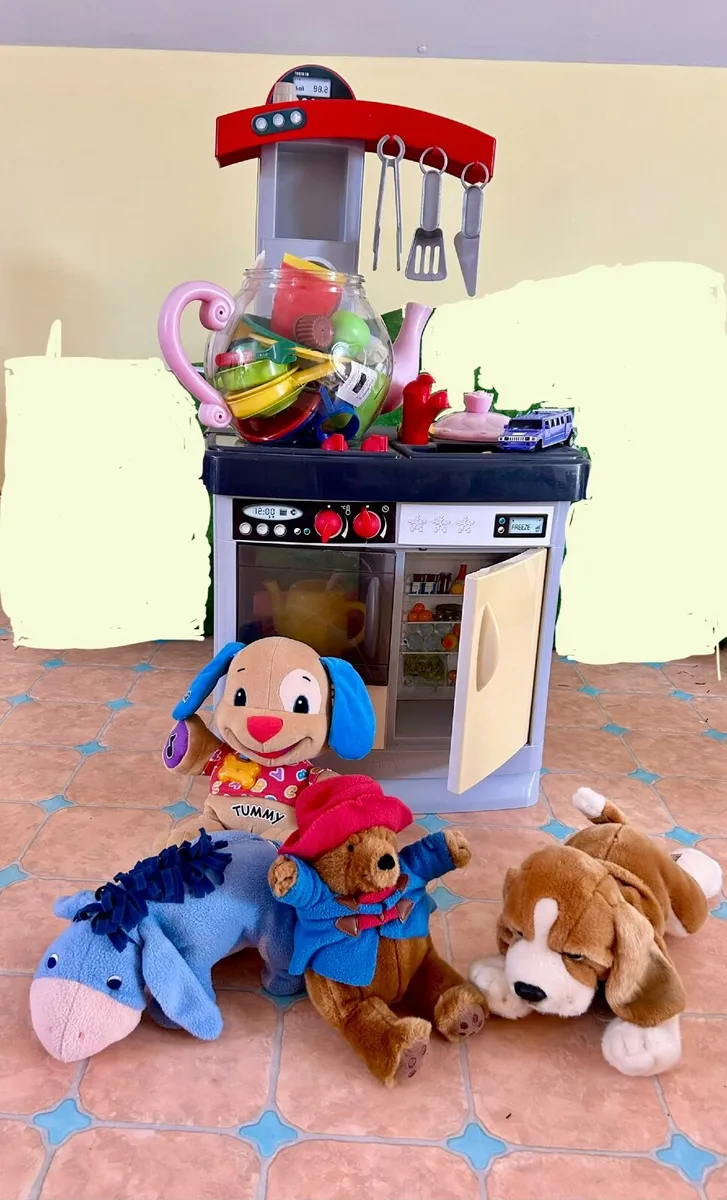 Toys - Image 1