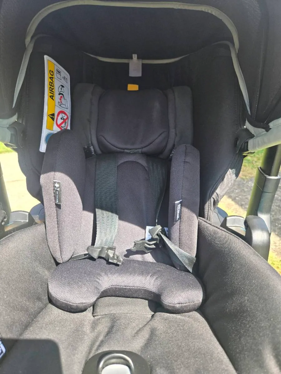 Doona x & isofix base - Image 4