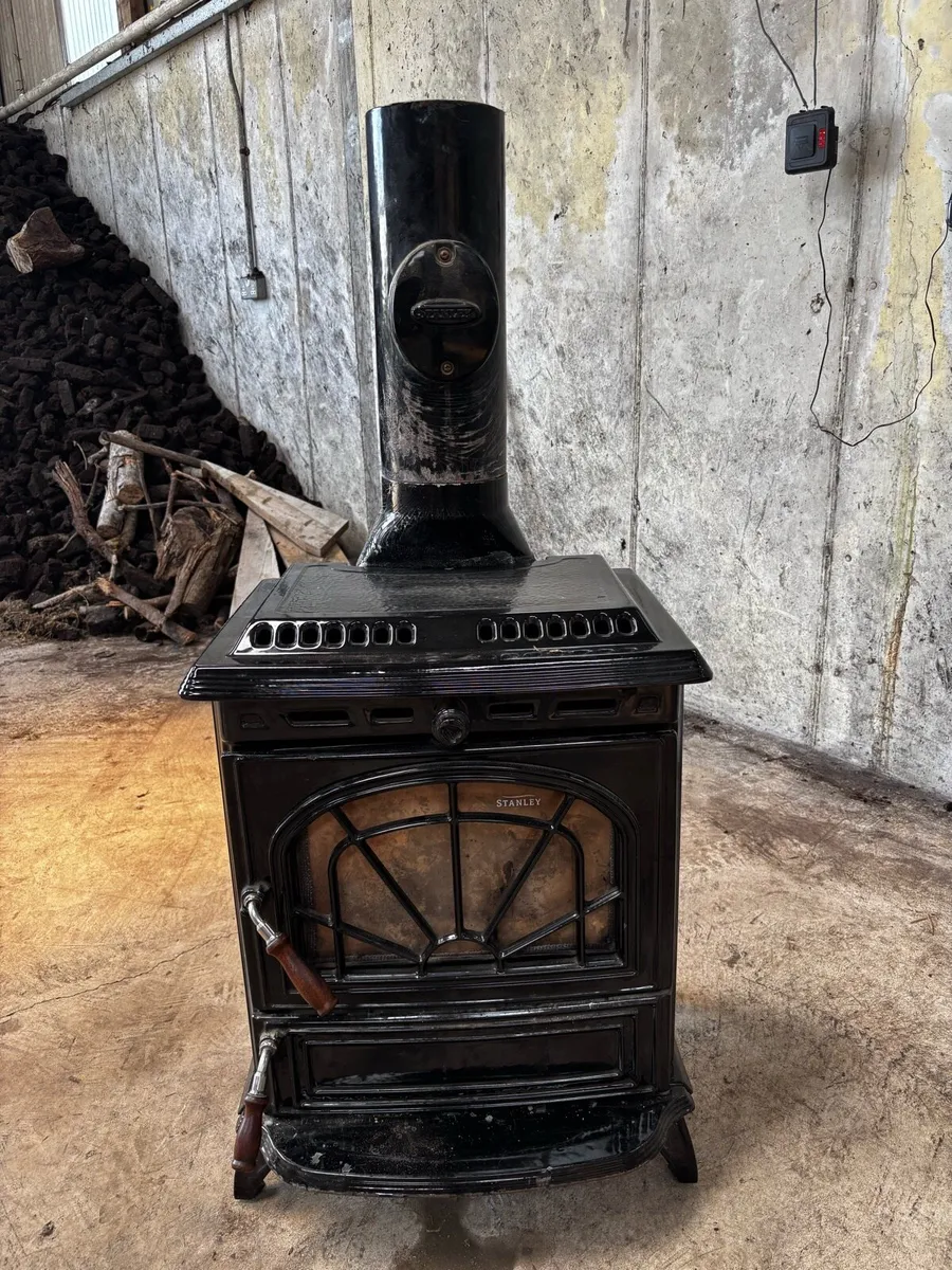 Stove - Image 1