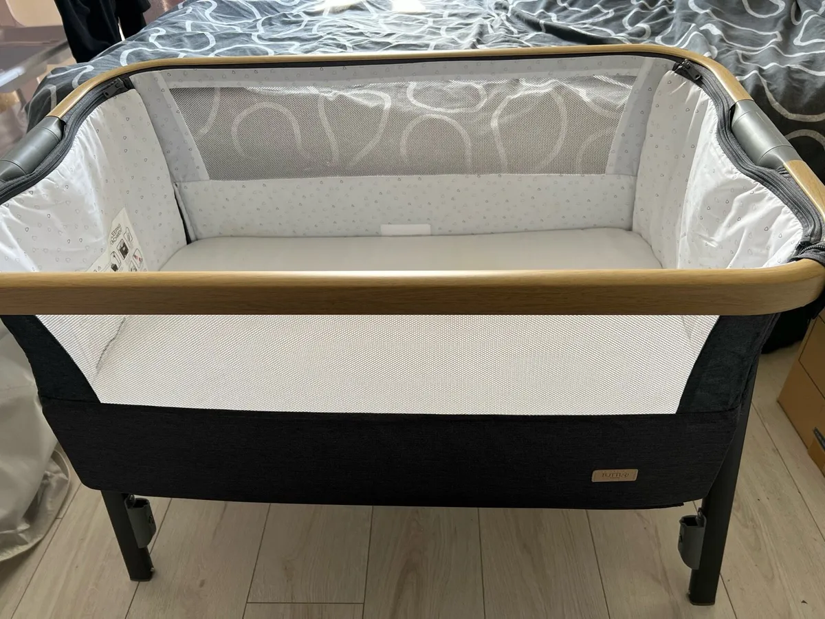 Bedside crib - Image 4