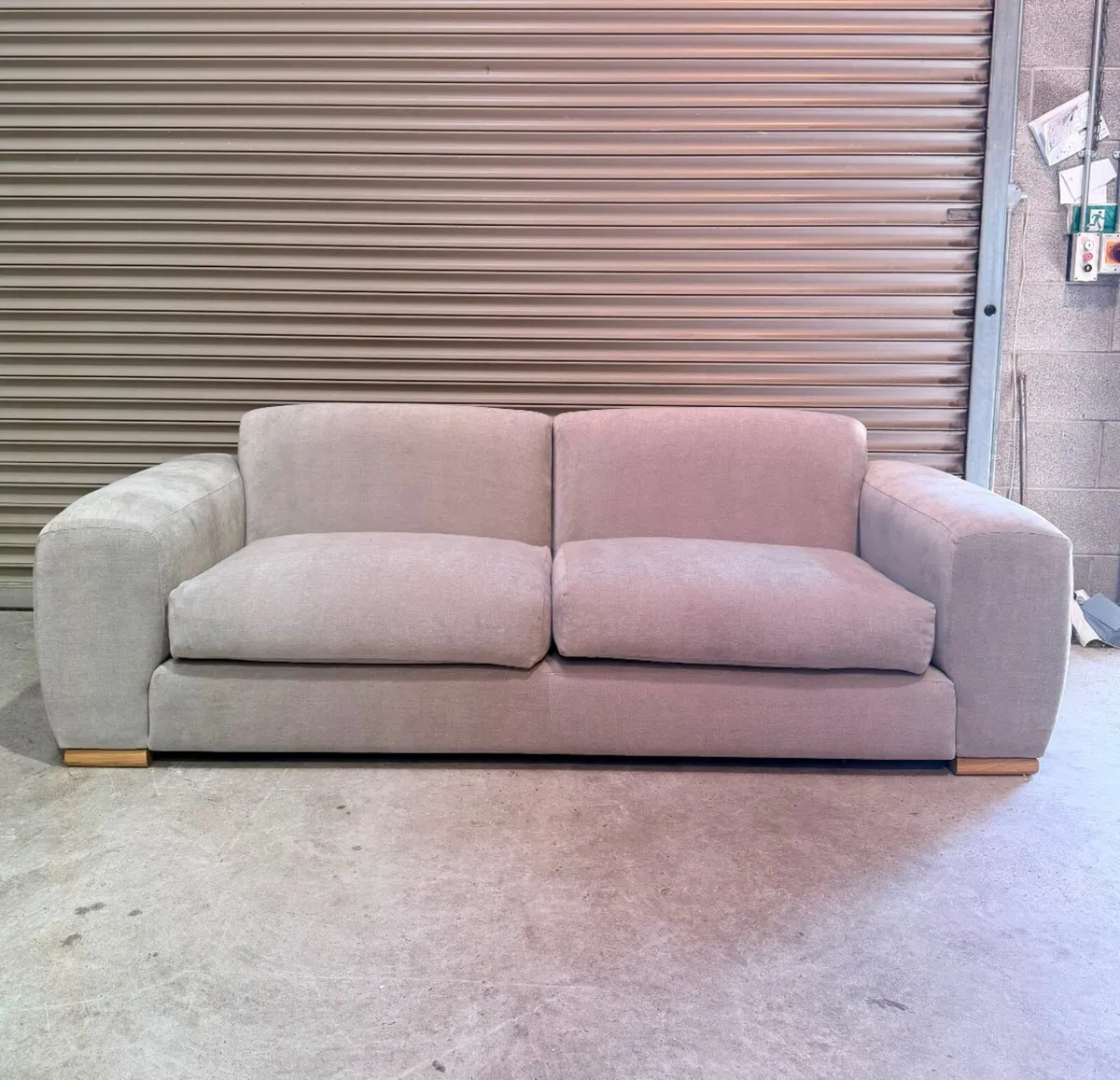 sofa - Image 1