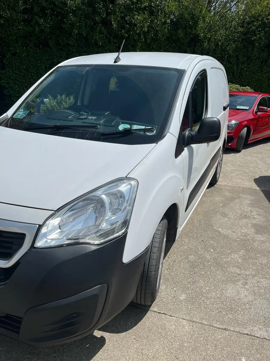 Peugeot Partner - Image 2